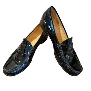 Cole Haan Black Patent Leather Penny Loafer Women's‎ 7.5AA